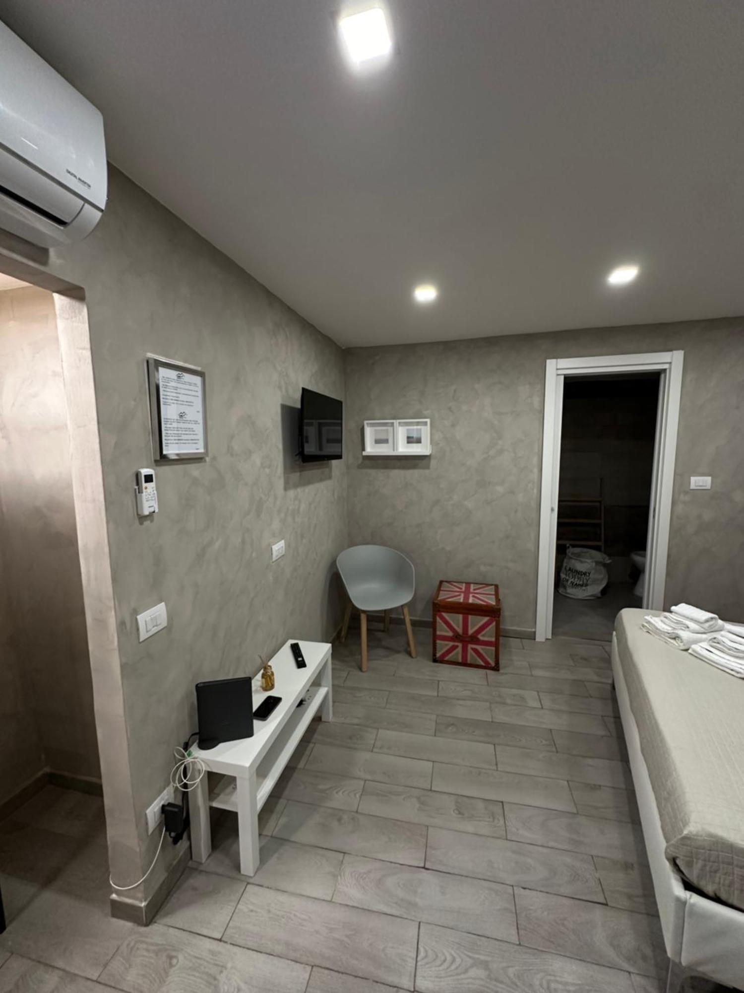 Carlotta'S Home 18 Neapol Zewnętrze zdjęcie