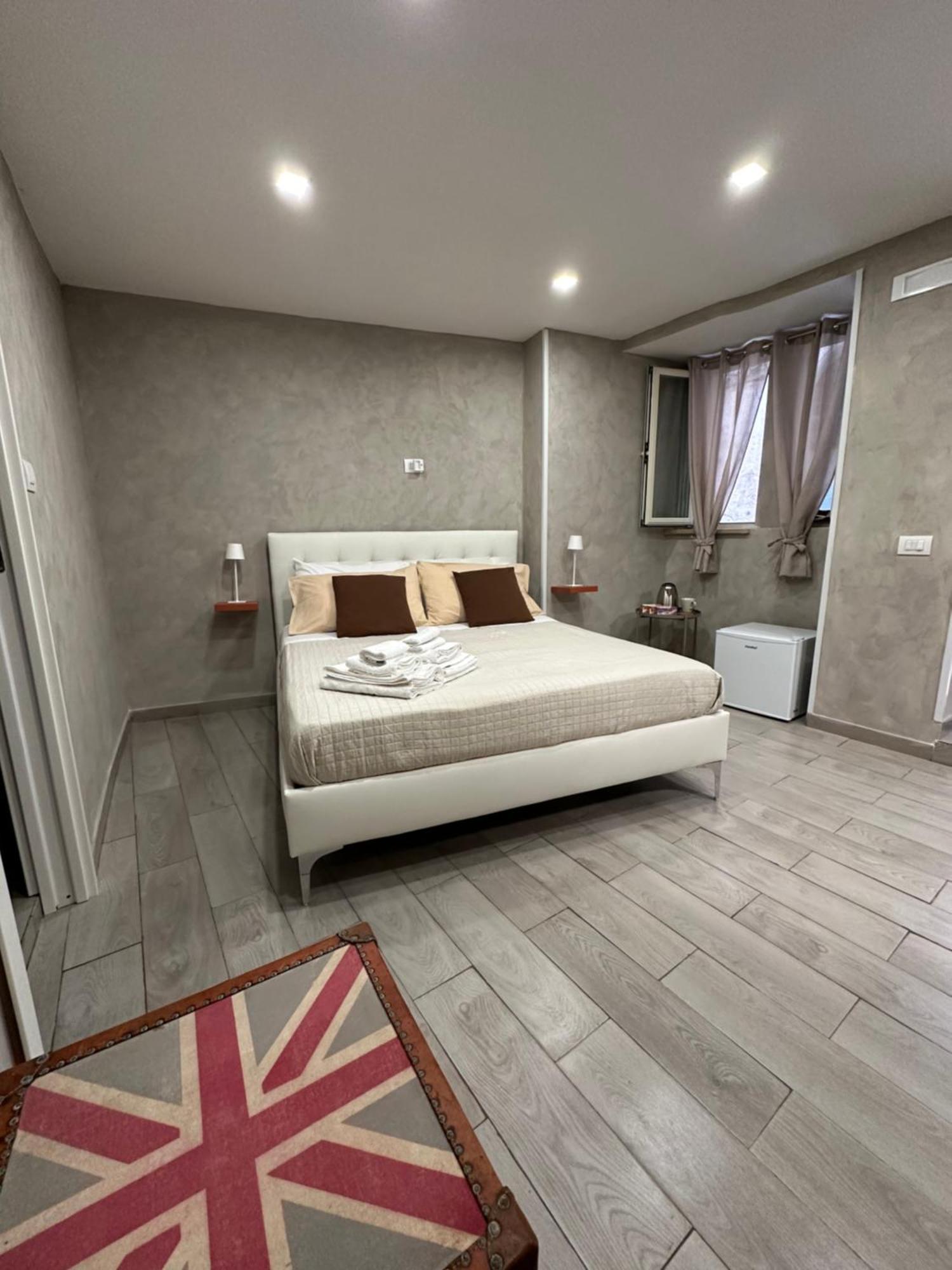 Carlotta'S Home 18 Neapol Zewnętrze zdjęcie